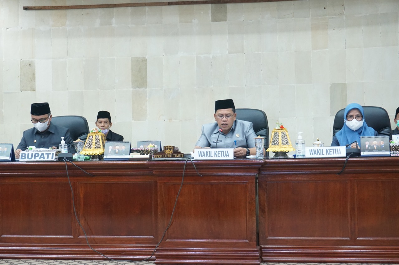 Rapat paripurna laporan pertanggung jawaban bupati terhadap pandangan umum Fraksi-fraksi, di ruang sidang paripurna, Rabu, (30/6/21).