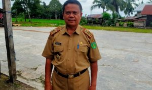 Kepala Dinas Perpustakaan dan Arsip, Satri.