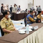 Kepala Badan Keuangan dan Aset Daerah (BKAD), Ramadhan Pirade mengikuti RUPS LB PT. Bank Sulselbar di Jasmine Ballroom Hotel Claro Makassar, Senin (21/02/2022).