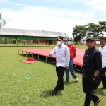 Bupati Luwu Timur, H. Budiman didampingi Wakil Ketua I DPRD Lutim, HM. Siddiq BM. selaku Ketua Panitia MTQ IX meninjau sejauh mana persiapan pembukaan Musbaqah Tilawatil Qur'an (MTQ) IX tingkat Kabupaten Luwu Timur, Minggu (06/03/2022).