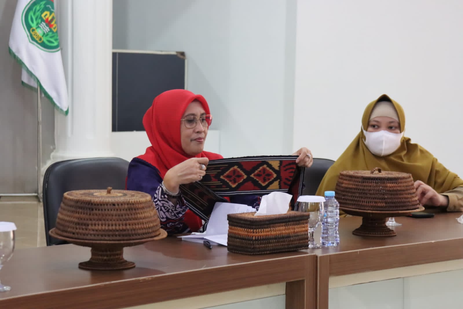 Dewan Kerajinan Nasional Daerah (Dekranasda) Kabupaten Luwu Timur (Lutim) siap berpartisipasi pada Pameran Inacraft 2022 yang akan diselenggarakan di Jakarta pada tanggal 23-27 Maret 2022.