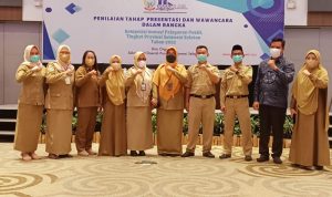 Tiga orang inovator dari Kabupaten Luwu Timur mempresentasikan inovasi pelayanan publik di hadapan tim penilai kompetisi inovasi pelayanan publik (KIPP) Tingkat Provinsi Sulawesi Selatan melalui Jaringan Inovasi Pelayanan Publik (JIPP), bertempat di Hotel Four Point Makassar, Selasa (15/03/2022).