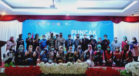 Mewakili Bupati Luwu Timur, Staf Ahli Hukum dan Pemerintahan, dr. H. April resmi melaunching Forum Pemuda Puncak Indah (FPPI) Kabupaten Lutim yang dirangkaikan dengan sabtu sehat, donor darah dan vaksinasi Covid 19, di Gedung Wanita Simpurusiang, Malili, Sabtu (19/03/2022).