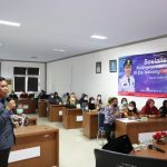 Guna memberikan pengetahuan tentang Pentingnya Literasi Digital di Era Teknologi Informasi 4.0, khususnya bagi pengelola Perpustakaan Desa se-Kabupaten Lutim, maka Dinas Komunikasi, Informatika, Statsitik dan Persandian (Diskominfo-SP) Kabupaten Luwu Timur (Lutim) melalui Bidang Informasi Komunikasi Publik dan Hubungan Masyarakat (IKP dan Humas) menggelar Sosialisasi Pentingnya Literasi Digital di Era Teknologi Informasi 4.0, Kamis (24/03/2022).