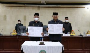 Dewan Perwakilan Rakyat Daerah (DPRD) Kabupaten Luwu Timur kembali menggelar rapat paripurna dalam rangka mendengarkan Pendapat Akhir Kepala Daerah terhadap Rancangan Peraturan Daerah (Ranperda) Tahap III Propemperda Tahun 2021.