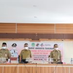 Bupati Luwu Timur, H. Budiman didampingi Sekretaris Daerah, H. Bahri Suli, membuka Rapat Anggota Tahunan (RAT) Koperasi Pegawai Republik Indonesia (KPRI) Sehati di Timur Tahun Buku 2021, di Aula Sasana Praja Kantor Bupati Lutim, Senin (28/03/2022).