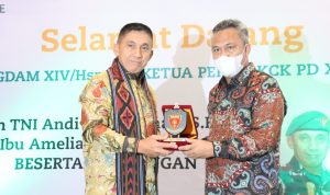 Bupati Luwu Timur (Lutim), H. Budiman Bersama Forum Komunikasi Pimpinan Daerah (Forkopimda), menghadiri Malam Ramah Tamah Kunjungan Kerja (Kunker) Pangdam XIV Hasanuddin, Mayor Jendral TNI Andi Muhammad dan Ketua Persit Kartika Candra Kirana, Amelia Andi Muhammad beserta seluruh rombongan, di TAB Hall PT Vale Sorowako, Kamis (31/03/2022).