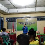 Ketua KNPI Palopo, Umar, membawakan sambutan pada kegiatan pelantikan pemuda katolik Palopo, Sabtu (2/4/22).