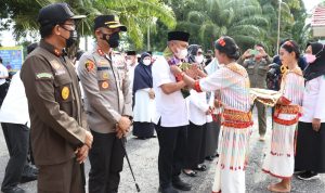 Bupati Luwu Timur, H. Budiman bersama unsur Forkopimda, Sekda, H. Bahri Suli, Ketua TP PKK Lutim, Hj. Sufriaty dan sejumlah pejabat eselon II Pemkab Lutim melakukan kunjungan kerja di Kecamatan Mangkutana, Rabu (06/04/2022).
