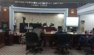 Rapat Paripurna Tertutup Perubahan Alkel dewan, di Ruang Sidang Paripurna DPRD Luwu Timur, Puncak Indah, Malili, Kamis (7/4/22).