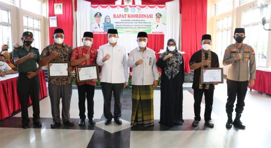 Bupati Luwu Timur, H. Budiman kembali melanjutkan kunjungan Kerjanya di kecamatan dalam rangka evaluasi program 2021 dan kick off program 2022 Pemerintah Kabupaten Luwu Timur berbasis kecamatan, Kamis (21/04/2022).