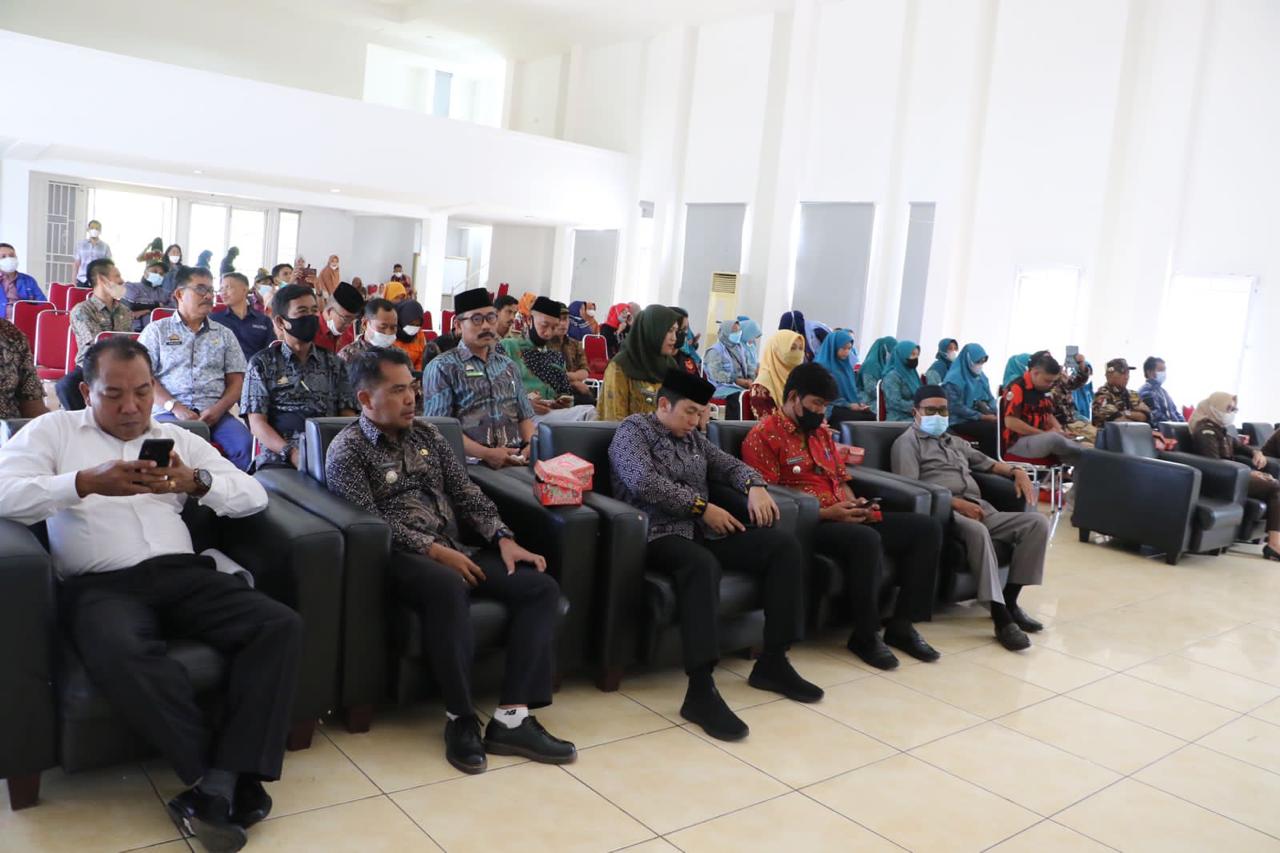 TP4GN Lutim Gelar Kegiatan Masyarakat Sehat Tanpa Narkoba Menuju Lutim Bersih Narkoba (Bersinar) di Gedung Wanita Simpursiang, Kamis (09/06/2022).