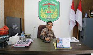Kepala Dinas Kominfo-SP Lutim, H. Hamris Darwis