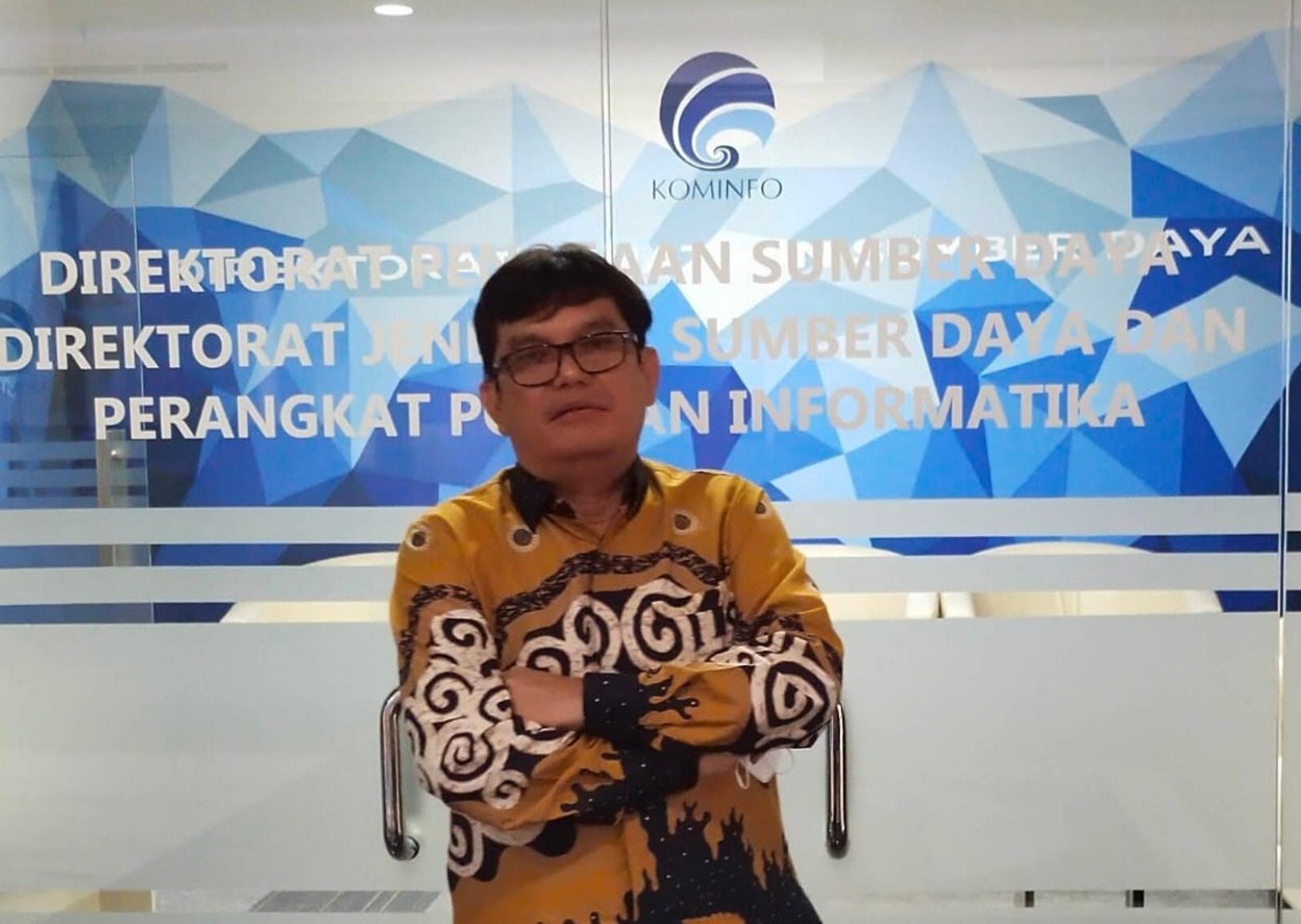 Kepala Dinas Kominfo-SP Kabupaten Luwu Timur, H. Hamris Darwis