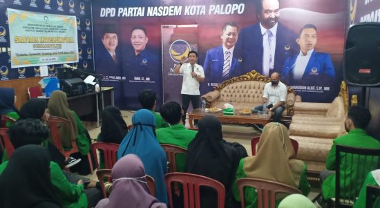 Mahasiswa IAIN Kunjungan Ke NasDem Palopo, Senin (18/07/22).