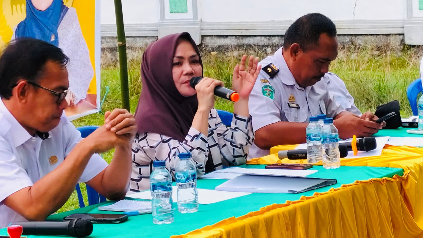 Anggota DPRD Kabupaten Luwu Timur, Heryanti Harun melaksanakan Reses Masa Sidang III tahun 2021/2022 di Desa Rinjani, Kecamatan Wotu, Luwu Timur, Rabu (27/07/22) Sore.