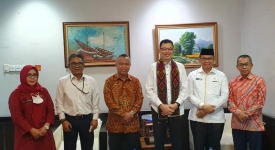 Bupati Luwu Timur, H. Budiman Bersama Ketua DPRD Luwu Timur, Aripin melakukan Audiens di Kantor Kementerian Pendayagunaan Aparatur Negara dan Reformasi Birokrasi (Kemenpan RB), Jl. Jend. Sudirman Kav. 69 Jakarta Selatan, Senin (18/07/2022).