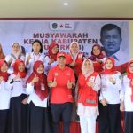 Bupati Luwu Timur, H. Budiman, menghadiri sekaligus menutup Musyawarah Kerja Kabupaten (Mukerkab) pengurus PMI Kabupaten Luwu Timur Periode 2022-2027 di Hotel I Lagaligo Malili, Selasa (26/07/2022).