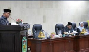 DPRD Luwu Timur menggelar sidang paripurna Tentang Perubahan Anggaran Pendapatan Dan Belanja Daerah (APBD) Tahun Anggaran 2022 pada Kamis (08/09/22) di ruang paripurna, desa puncak indah Malili.