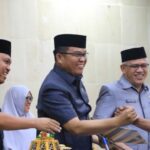 DPRD Kabupaten Luwu Timur kembali menggelar rapat paripurna dengan agenda Pemandangan Umum Fraksi Fraksi DPRD terhadap Ranperda tentang APBD Tahun Anggaran 2023, Selasa (25/10/2022).