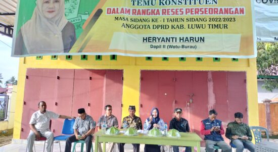 Sejumlah Usulan disampaikan Warga Desa Maramba pada Reses Anggota DPRD Heryanti Harun di desa Maramba, Sabtu (15/10/22).