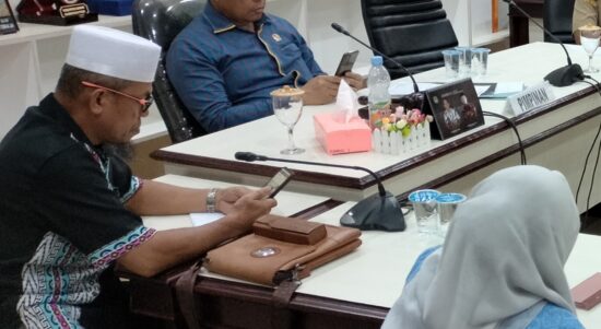 Panitia Pemilihan Kyai H. Suardi Ismail dari partai keadilan sejahtera menyatakan siap hadir musyawarah mufakat dalam menentukan calon wakil bupati Luwu Timur, ia menyatakan kesiapannya di hadapan massa aliansi Luwu Timur bersatu, Selasa (15/11/22).