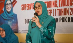 Ketua TP PKK Lutim, Hj. Sufriaty Budiman